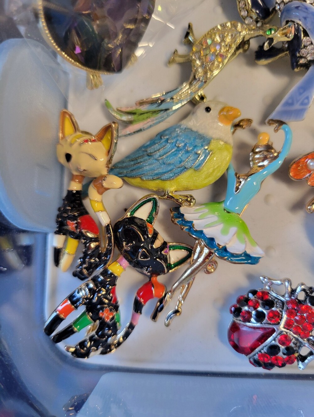 Colorful Assorted Rhinestone Brooches Pin Lot - Picture 7 of 7